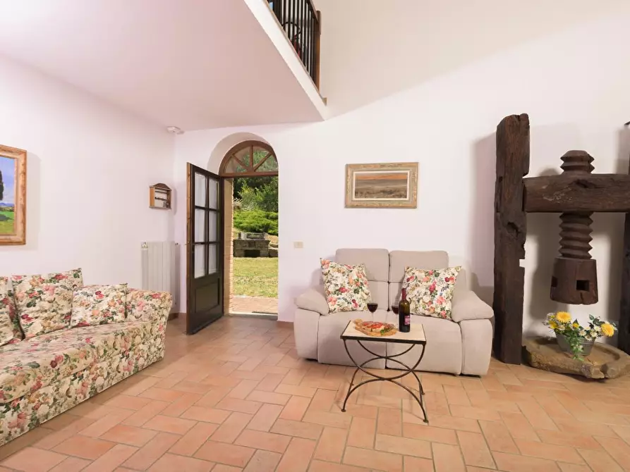 Immagine 20 di Villa in vendita  a Volterra