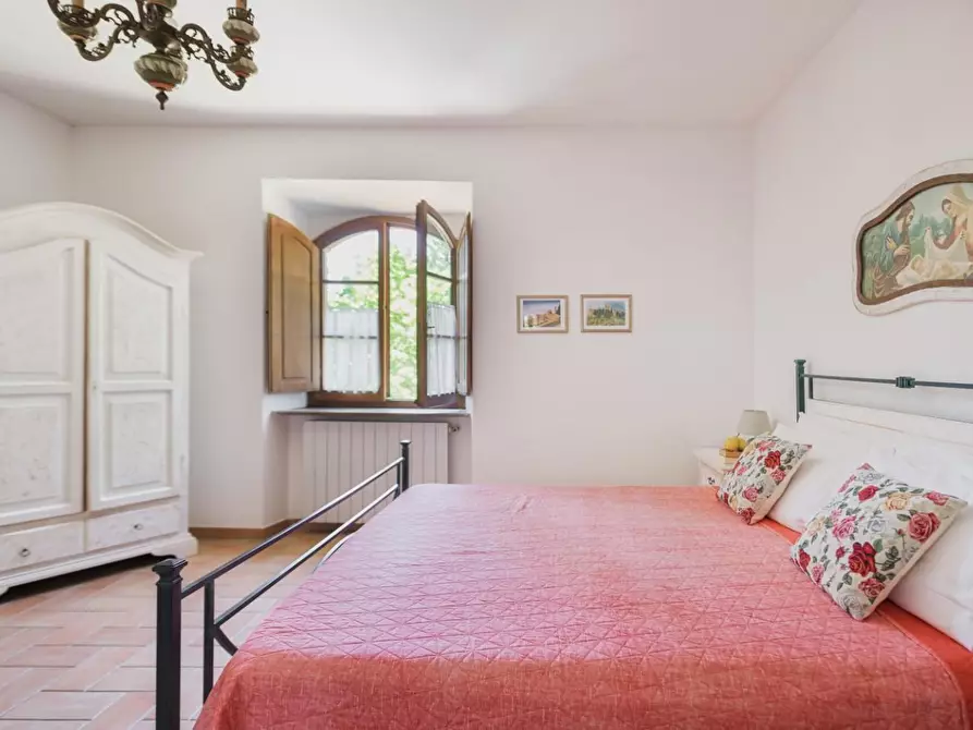 Immagine 31 di Villa in vendita  a Volterra