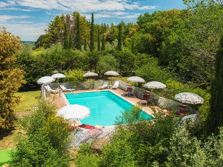 Immagine 8 di Villa in vendita  a Volterra