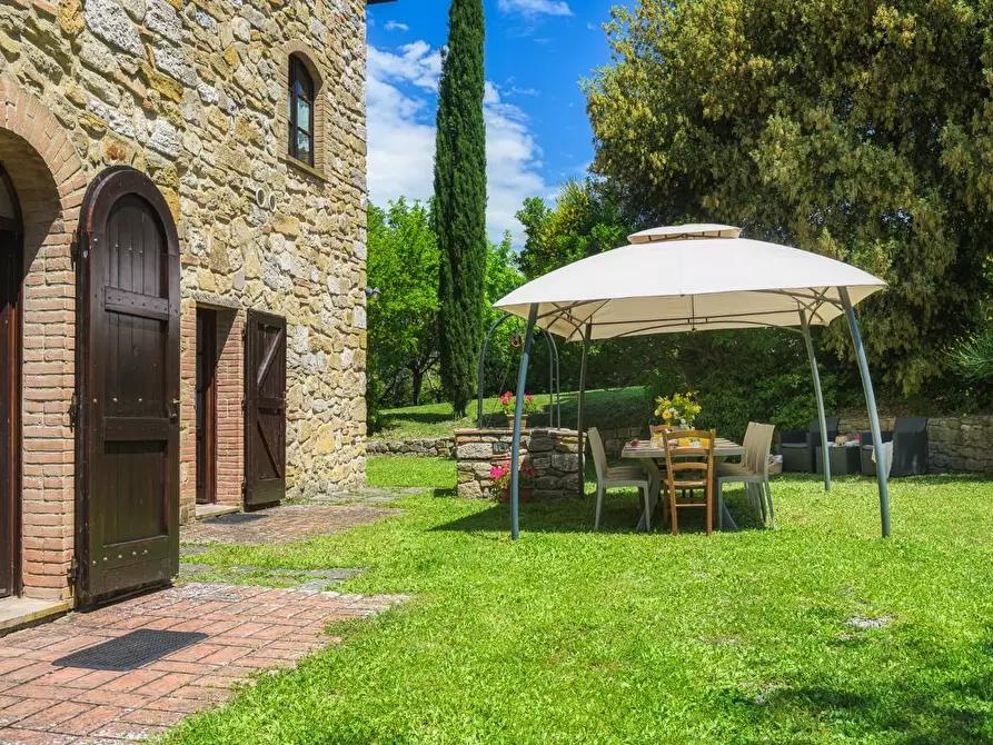 Immagine 14 di Villa in vendita  a Volterra