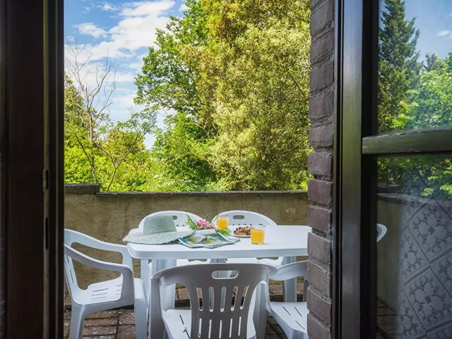 Immagine 17 di Villa in vendita  a Volterra