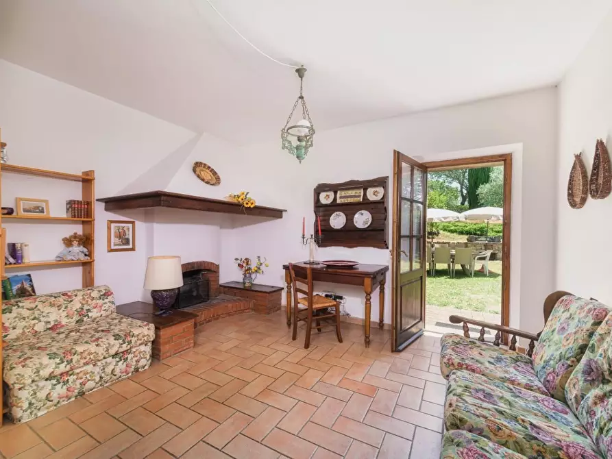 Immagine 23 di Villa in vendita  a Volterra