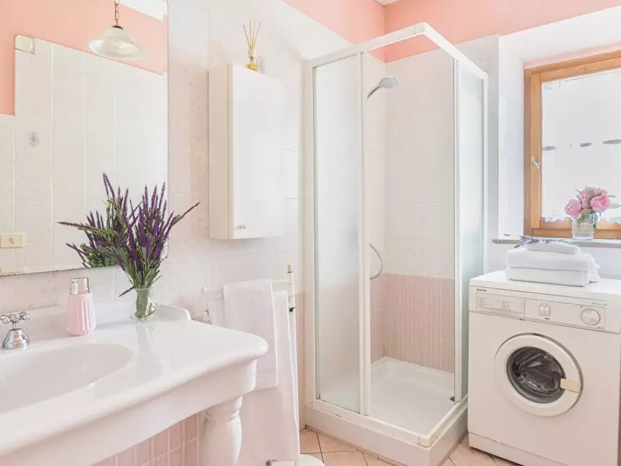 Immagine 36 di Villa in vendita  a Volterra