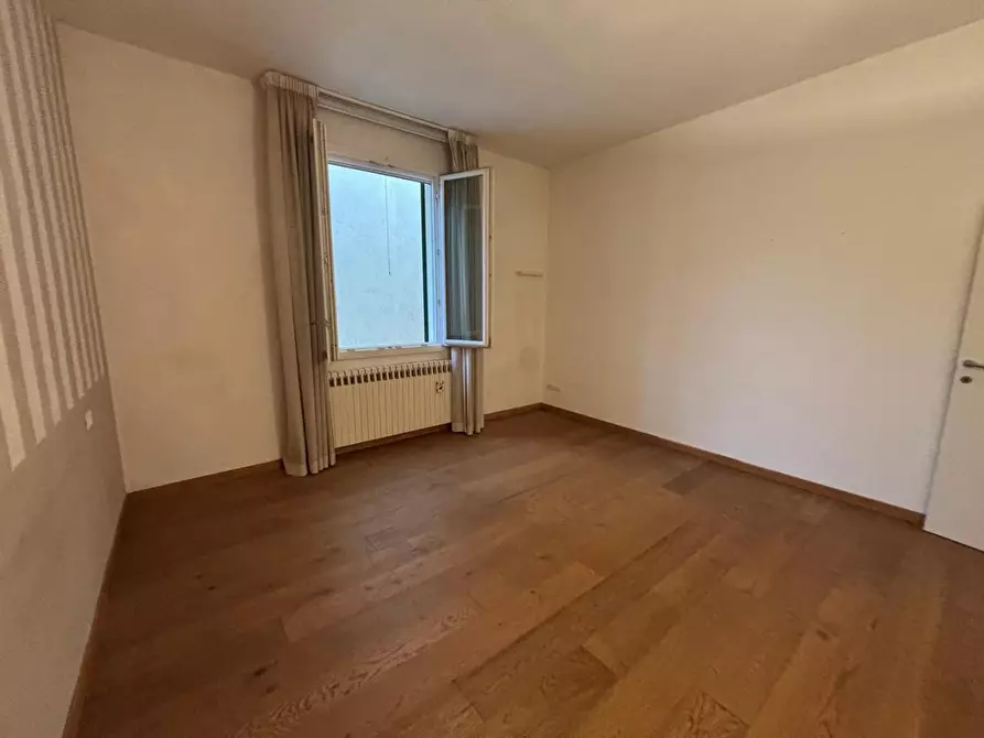 Immagine 11 di Appartamento in vendita  a Vinci