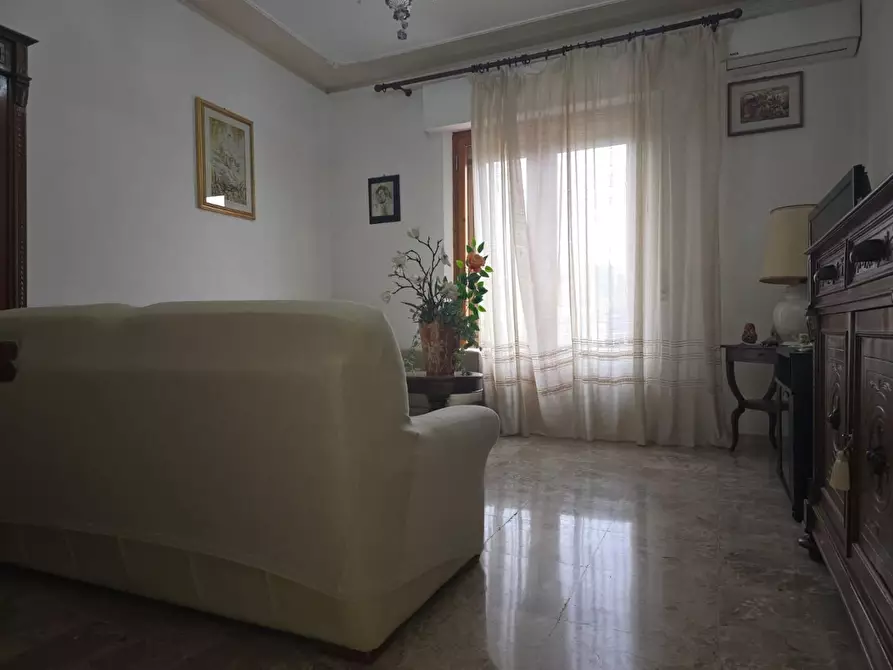 Immagine 19 di Appartamento in vendita  a Siena