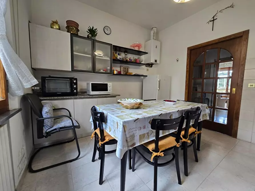Immagine 3 di Appartamento in vendita  a Siena