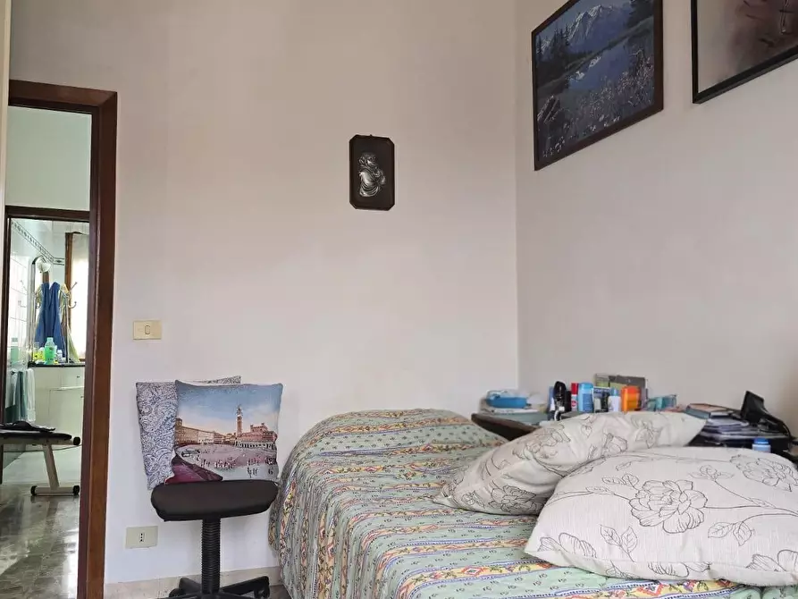 Immagine 30 di Appartamento in vendita  a Siena