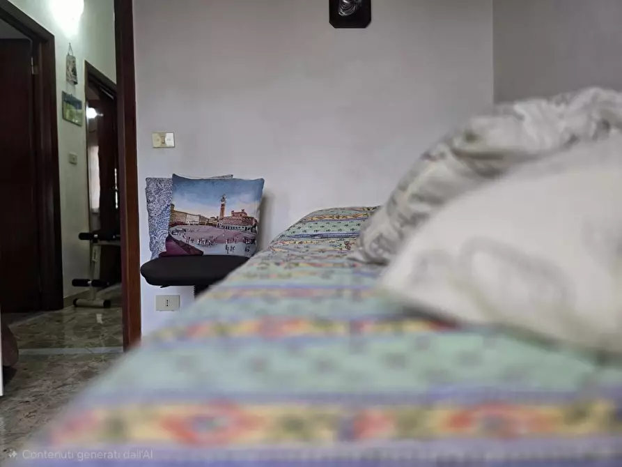 Immagine 29 di Appartamento in vendita  a Siena
