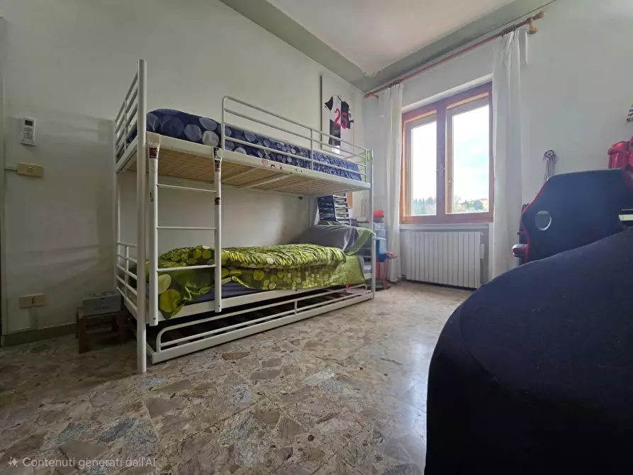 Immagine 34 di Appartamento in vendita  a Siena