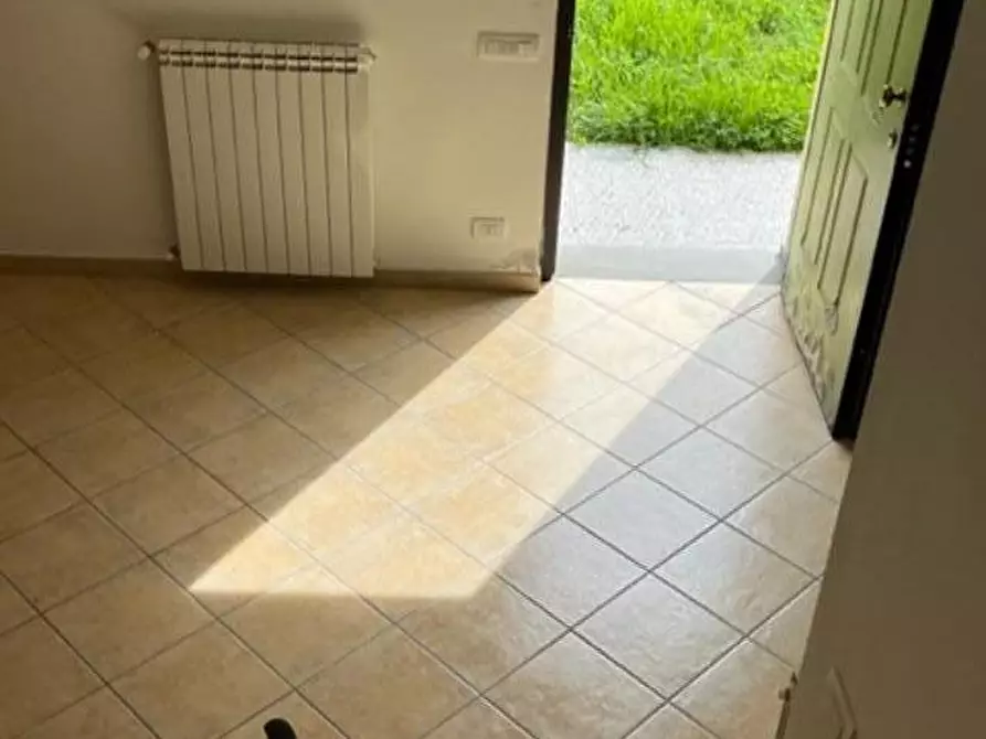 Immagine 13 di Casa bifamiliare in vendita  a Ameglia