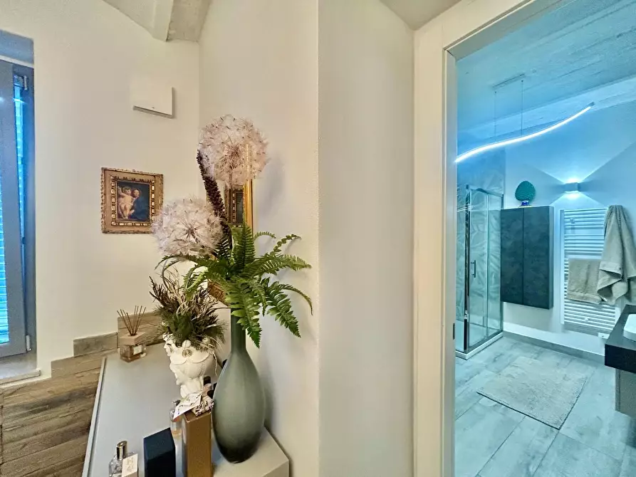 Immagine 23 di Porzione di casa in vendita  a Siena