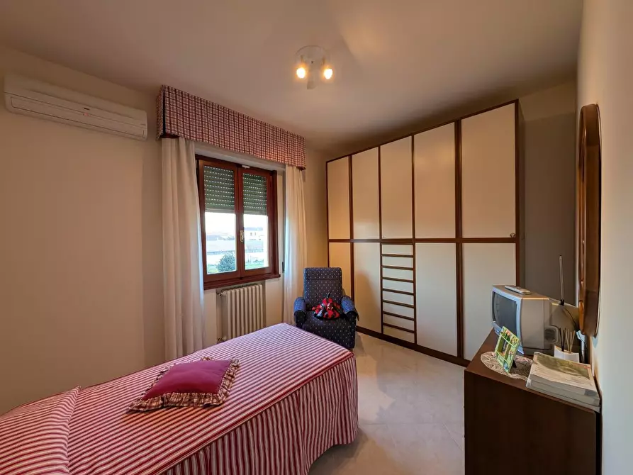 Immagine 34 di Appartamento in vendita  a Vinci