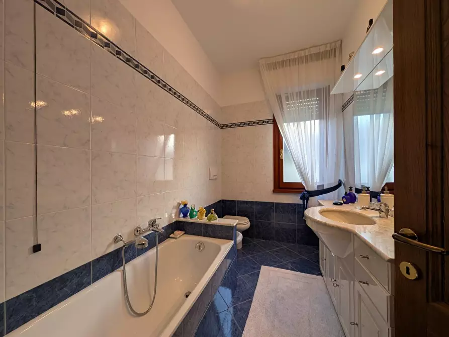 Immagine 27 di Appartamento in vendita  a Vinci