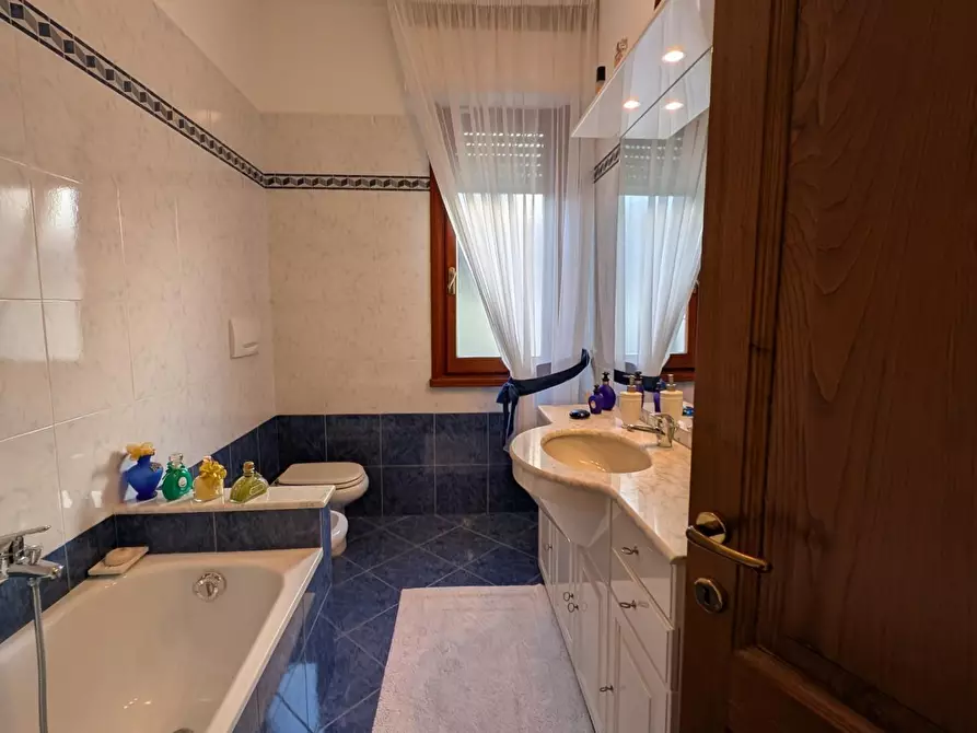 Immagine 28 di Appartamento in vendita  a Vinci