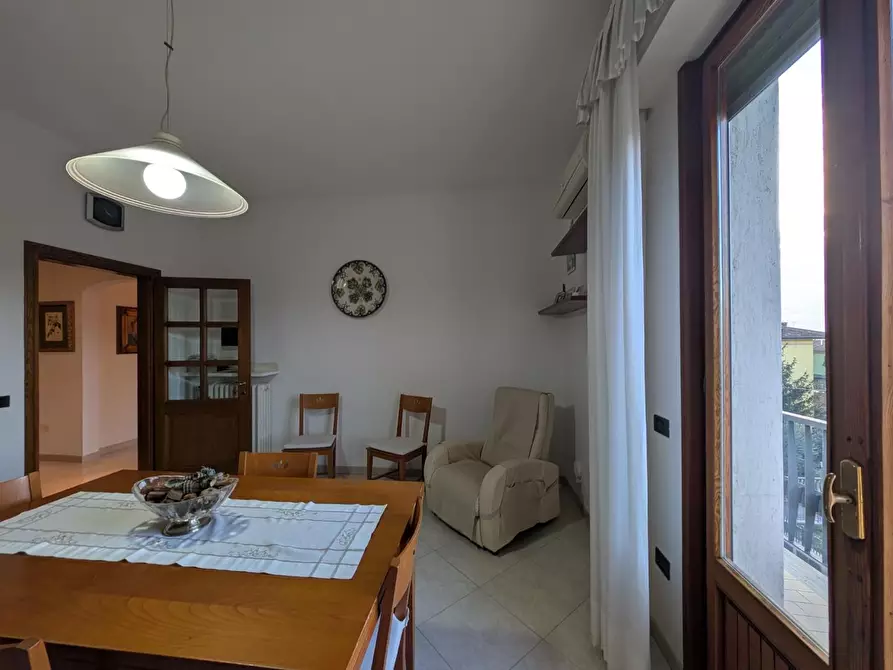 Immagine 13 di Appartamento in vendita  a Vinci