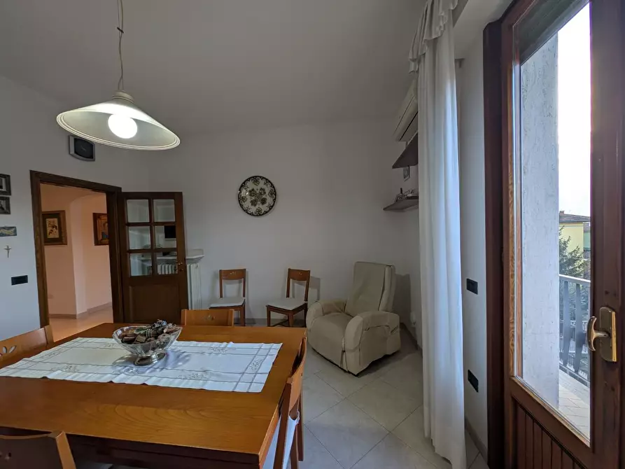 Immagine 12 di Appartamento in vendita  a Vinci