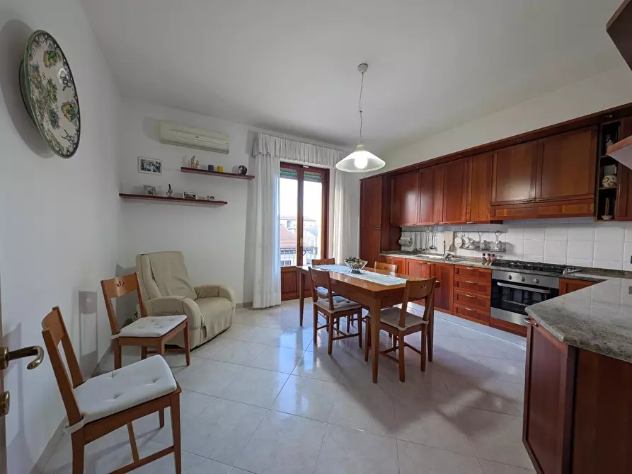 Immagine 10 di Appartamento in vendita  a Vinci