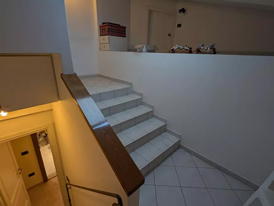 Immagine 38 di Appartamento in vendita  a Vinci