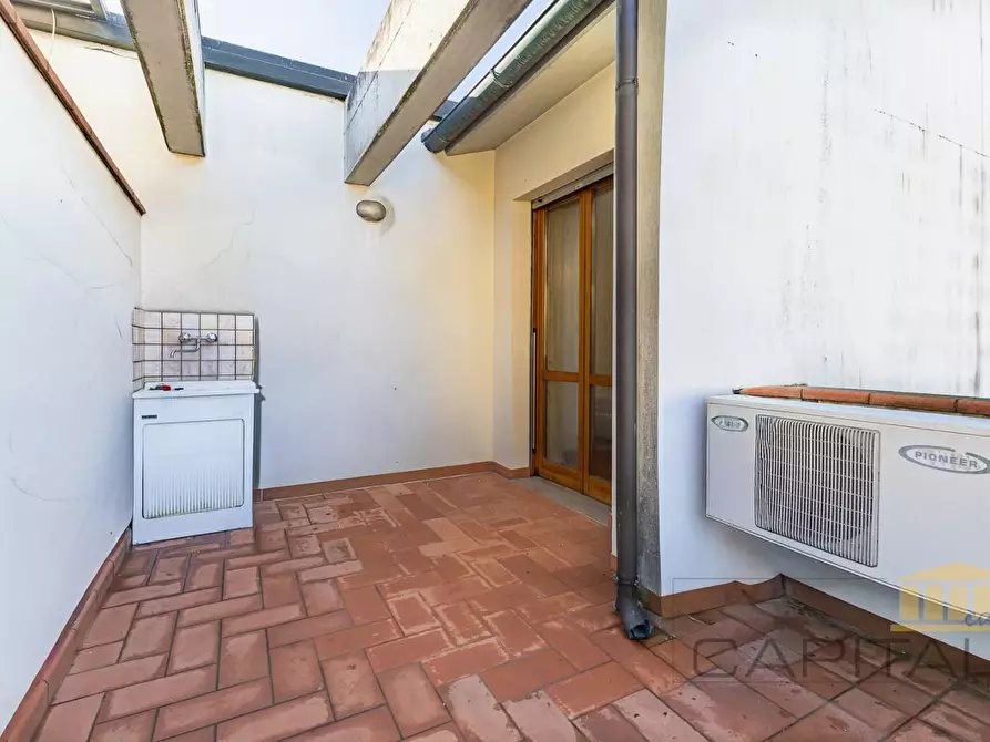 Immagine 19 di Villetta a schiera in vendita  a Calcinaia