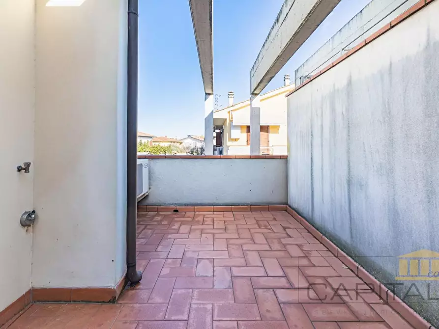 Immagine 20 di Villetta a schiera in vendita  a Calcinaia