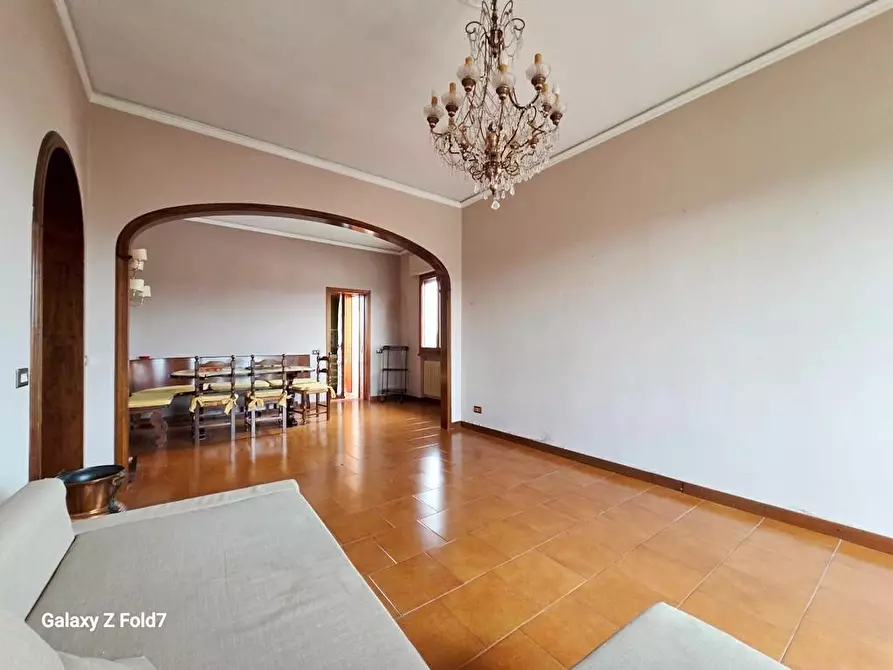 Immagine 1 di Appartamento in vendita  a Lucca