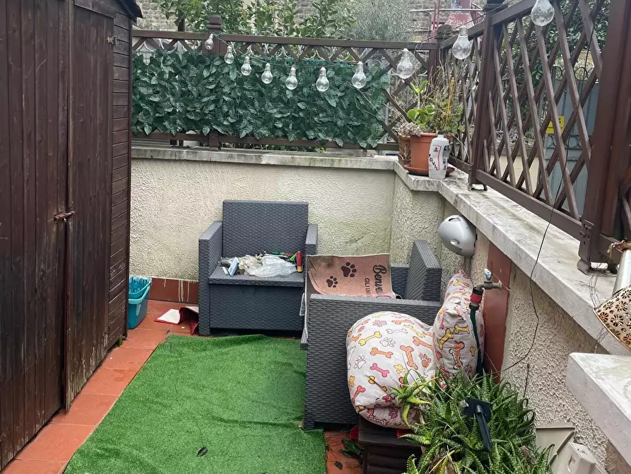 Immagine 1 di Appartamento in vendita  a Livorno