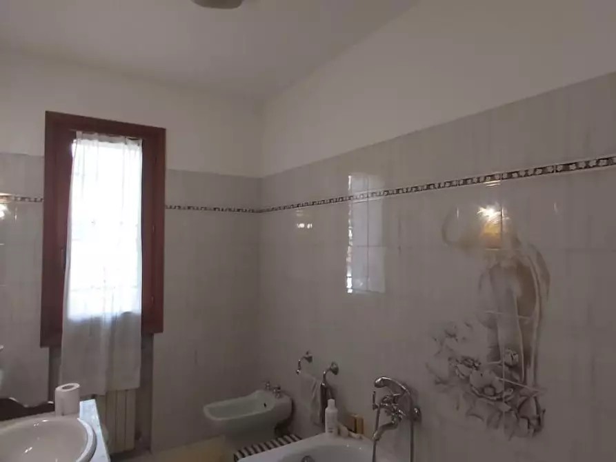 Immagine 17 di Casa bifamiliare in vendita  a Poggio A Caiano