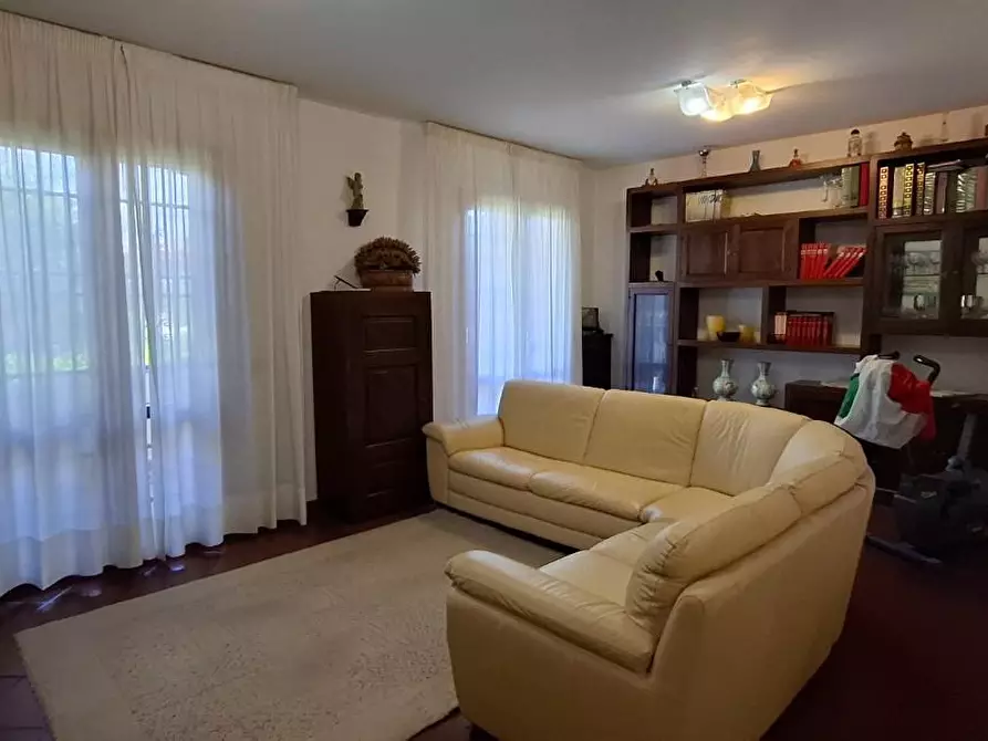 Immagine 1 di Casa bifamiliare in vendita  a Poggio A Caiano