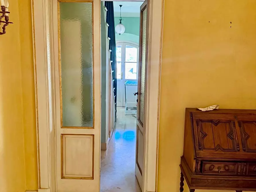 Immagine 9 di Appartamento in vendita  a Pietrasanta