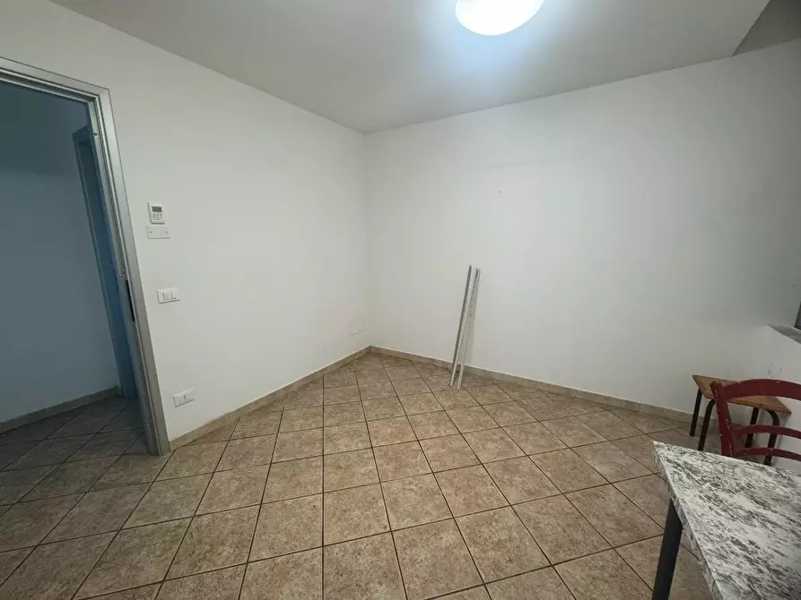 Immagine 10 di Attività artigianale in vendita  a Capannoli