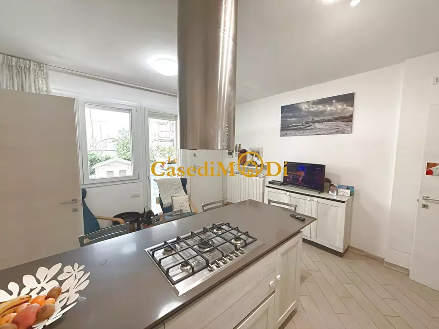 Immagine 3 di Casa bifamiliare in vendita  a Livorno