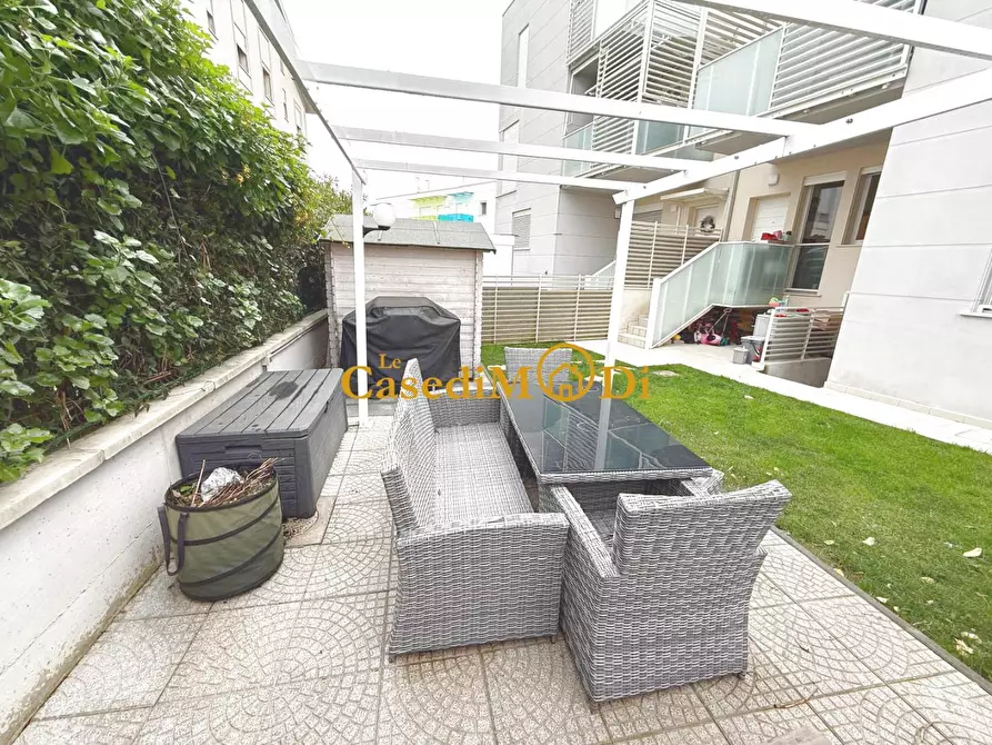 Immagine 32 di Casa bifamiliare in vendita  a Livorno