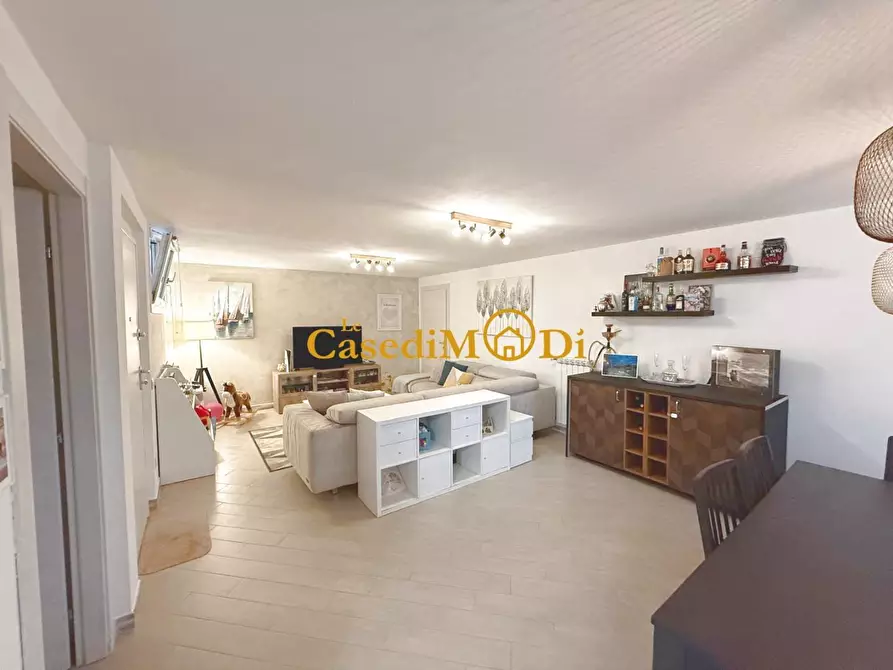 Immagine 18 di Casa bifamiliare in vendita  a Livorno