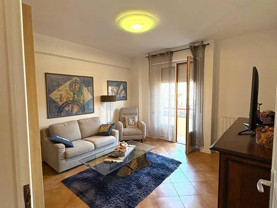 Immagine 1 di Appartamento in vendita  a Campiglia Marittima