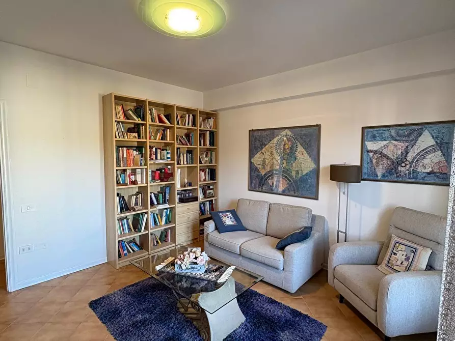 Immagine 8 di Appartamento in vendita  a Campiglia Marittima