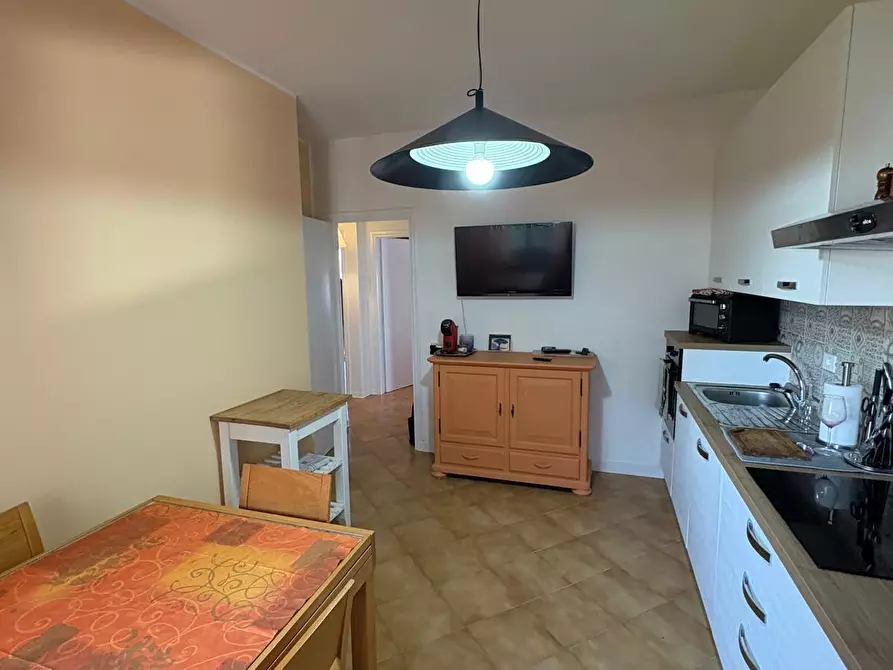 Immagine 18 di Appartamento in vendita  a Campiglia Marittima