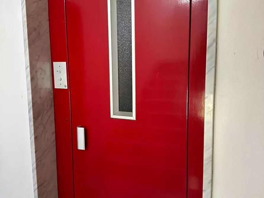 Immagine 3 di Appartamento in vendita  a Campiglia Marittima