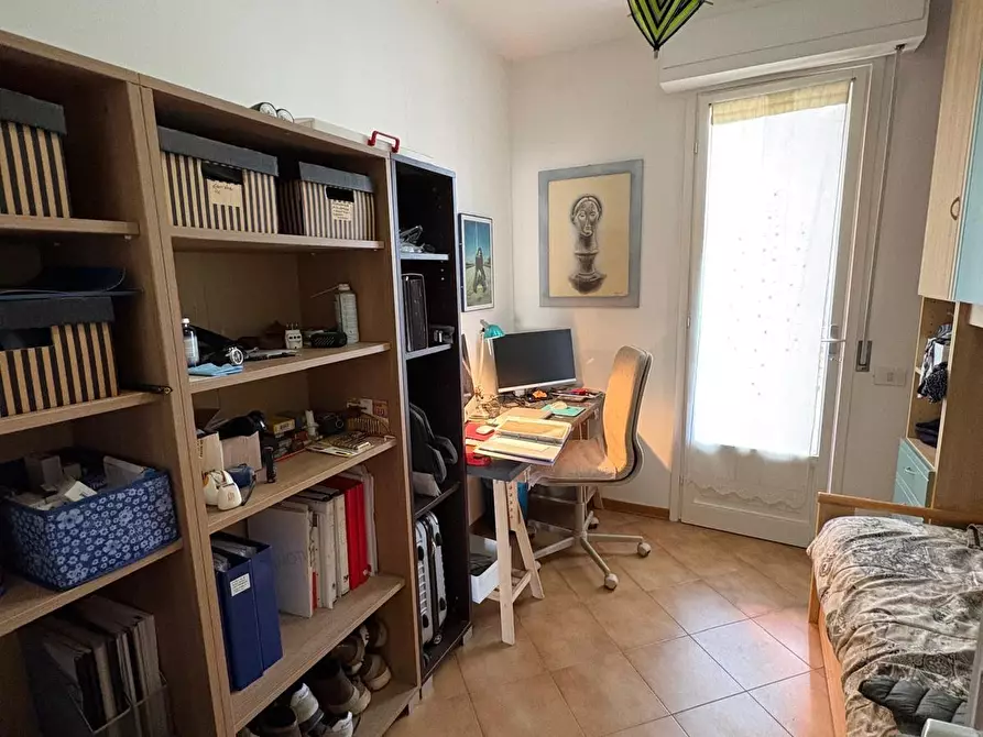 Immagine 13 di Appartamento in vendita  a Campiglia Marittima