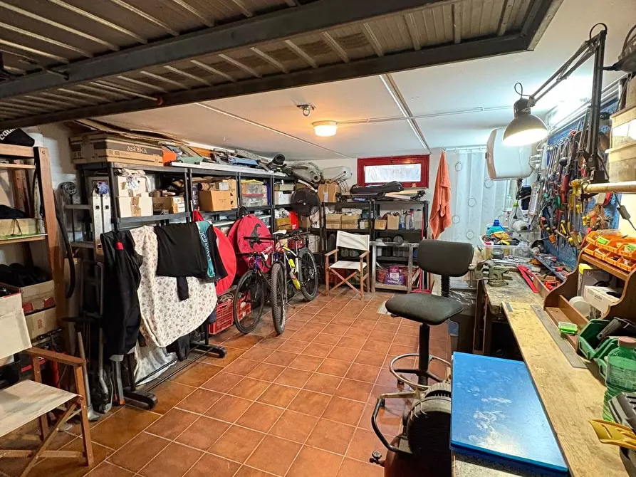 Immagine 6 di Appartamento in vendita  a Campiglia Marittima