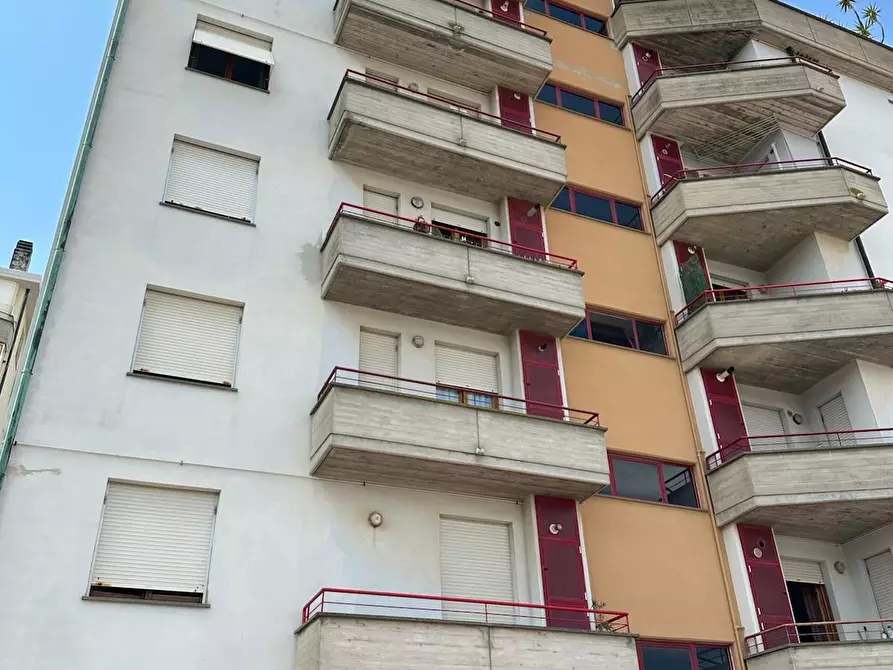 Immagine 5 di Appartamento in vendita  a Campiglia Marittima