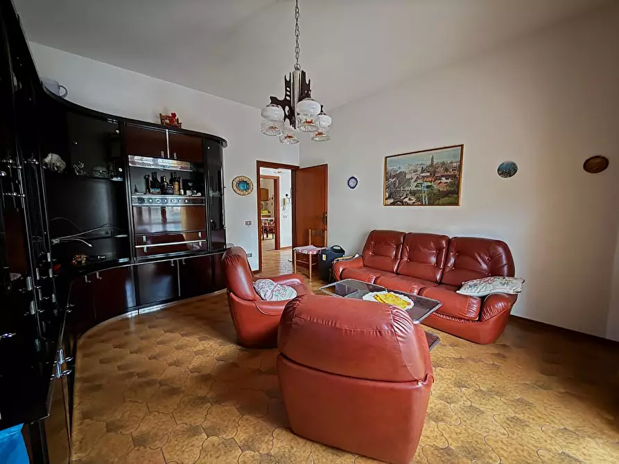 Immagine 6 di Appartamento in vendita  a Vinci