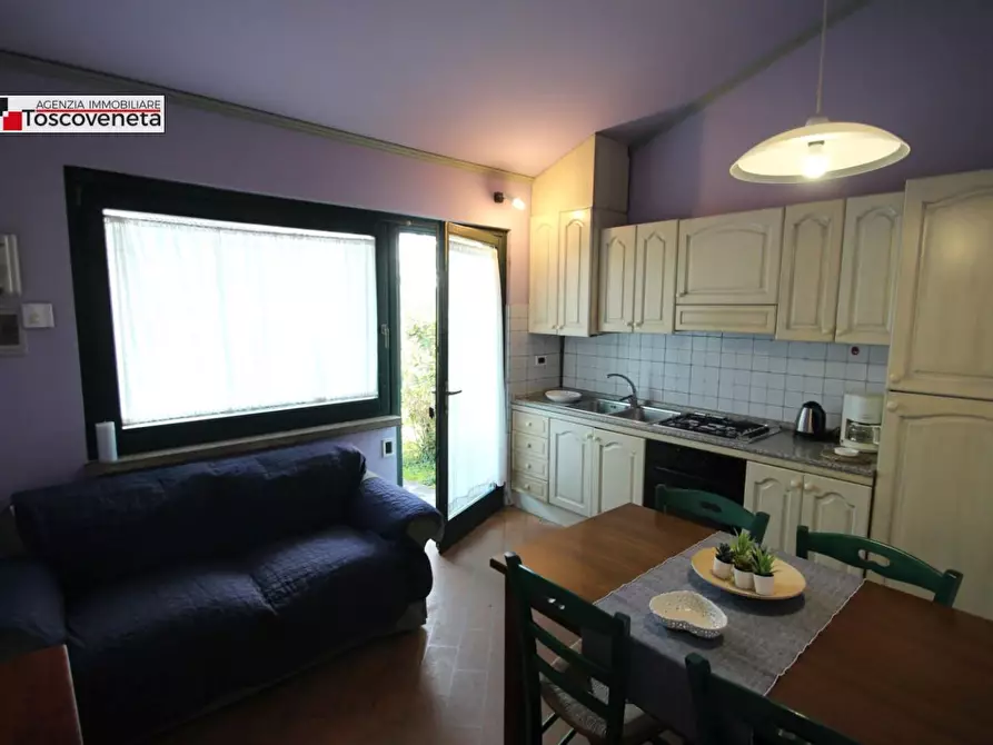 Immagine 19 di Villetta a schiera in vendita  a Lucca