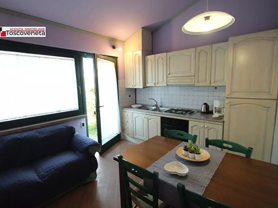 Immagine 5 di Villetta a schiera in vendita  a Lucca