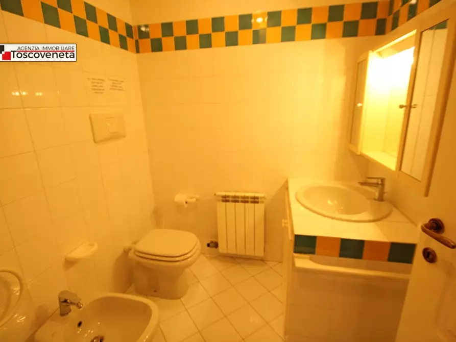 Immagine 12 di Villetta a schiera in vendita  a Lucca