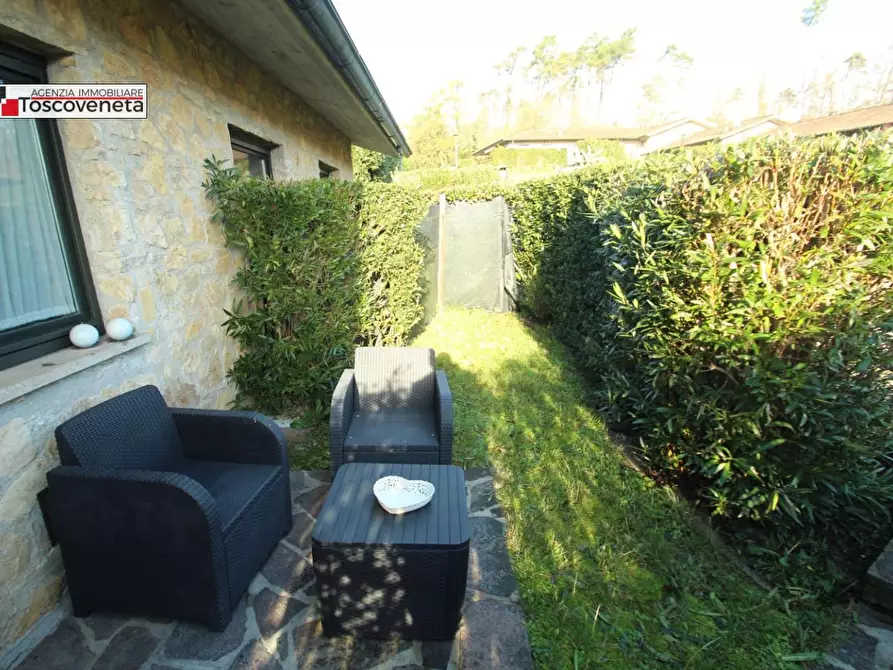 Immagine 21 di Villetta a schiera in vendita  a Lucca