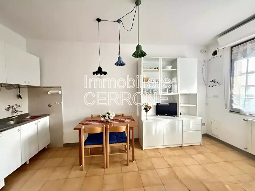 Immagine 5 di Appartamento in vendita  a Cecina