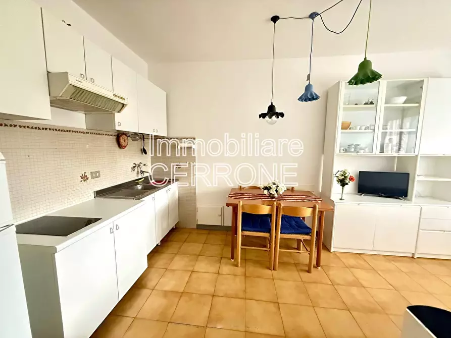 Immagine 4 di Appartamento in vendita  a Cecina