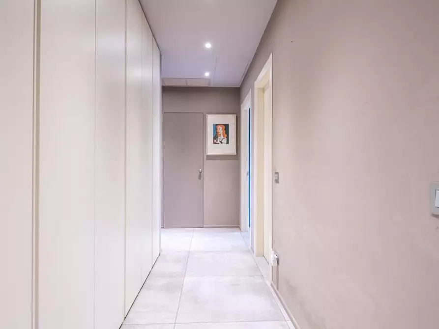 Immagine 26 di Appartamento in vendita  a Pisa