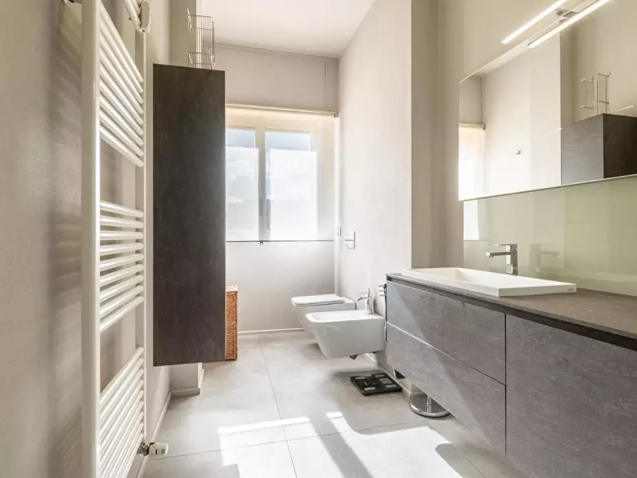 Immagine 39 di Appartamento in vendita  a Pisa