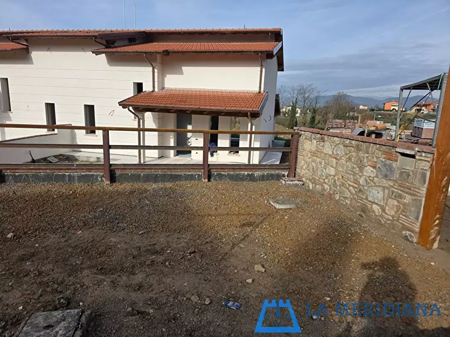 Immagine 20 di Casa bifamiliare in vendita  a Lamporecchio